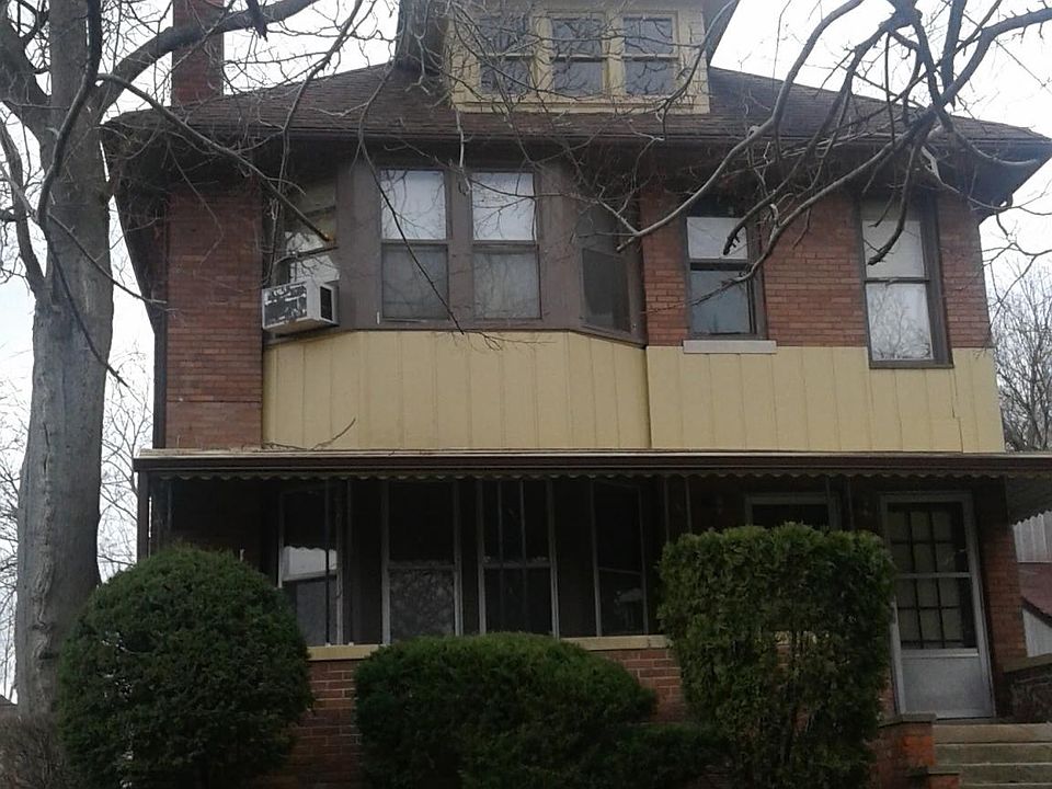 1st image of 2657 Montclair Ave