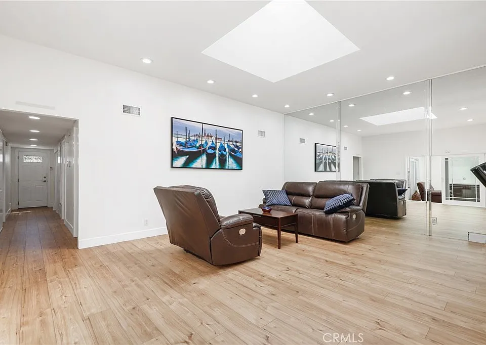 24 Rockrose Way
