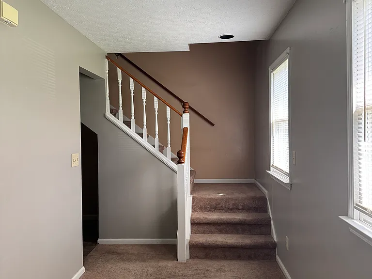 2055 Grant Ave #1/2 — Photo 18
