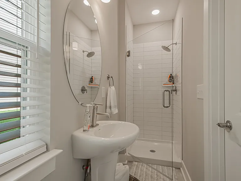 207 Stonecrest Cir — Photo 9