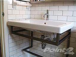 Saxon - Big modern sink with custom steel base.