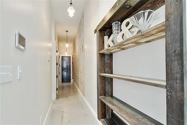 2 bed, 2.0 bath, 1230 sqft, $2,200 — Photo 3
