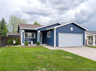 1922 Grasslands Pkwy, Cheyenne, WY 82001