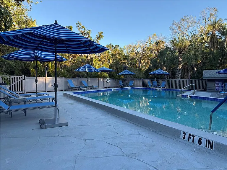 1323 Landings Dr #12 — Photo 42