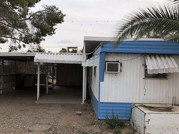 2nd image of 2703 E Saguaro Dr