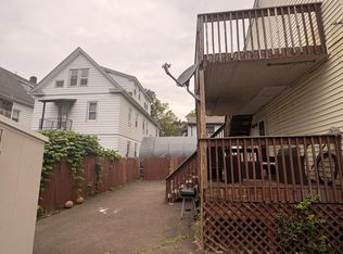 18 Clover Pl #2, New Haven, CT 06519