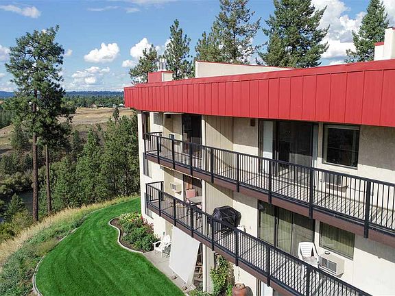 3rd image of 166 S Coeur D'alene St #D305