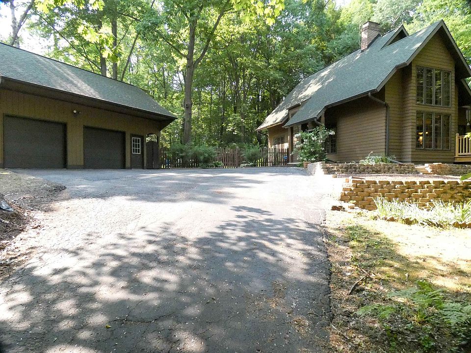 1st image of 6454 Nero Ln
