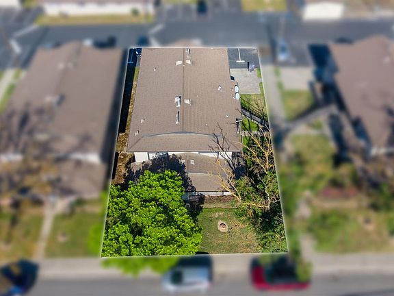 5th image of 808 Sutter Ave