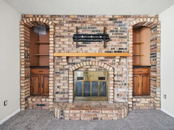 4128 E 27th St, Des Moines, IA 50317