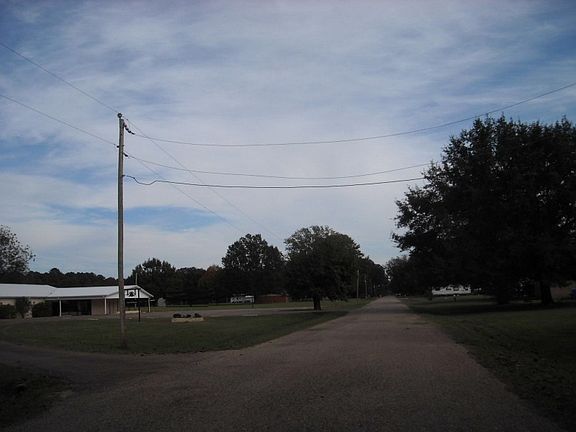 5th image of 111 Ouachita 406
