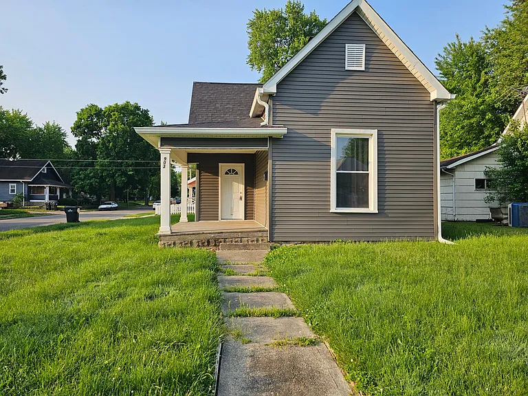 903 W 4th St — Photo 1
