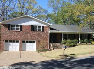 15 Sugar Creek Rd, N Little Rock, AR 72116