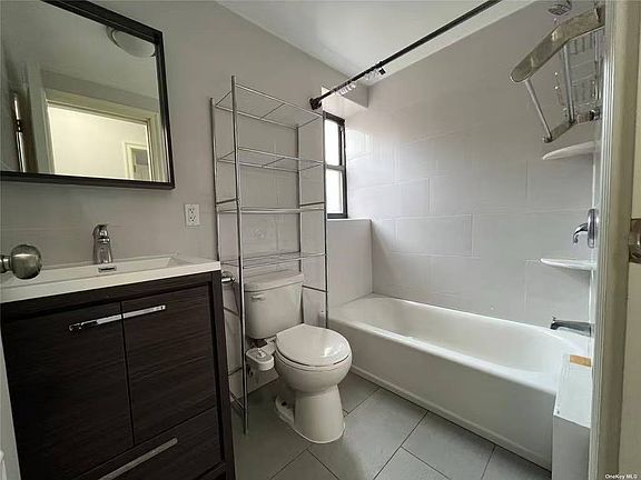 4th image of 6517 110th St #2
