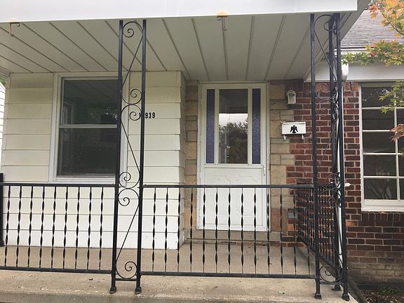 Covered front porch