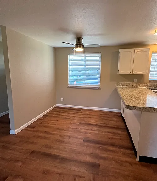 Churchill Village Apartments — Photo 51