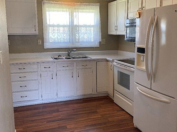 4th image of 1410 Kingston Dr