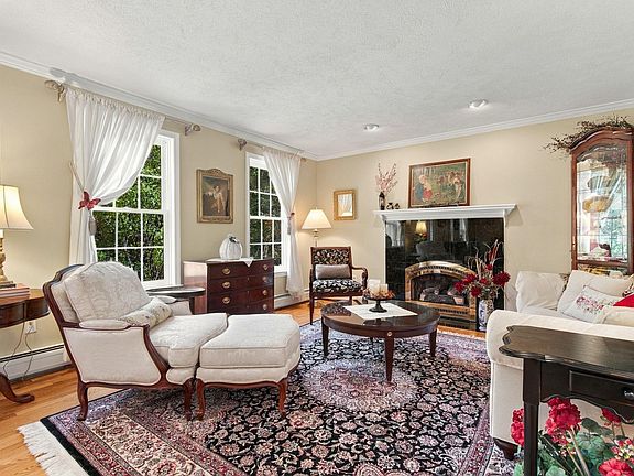 5th image of 122 Grandview Drive