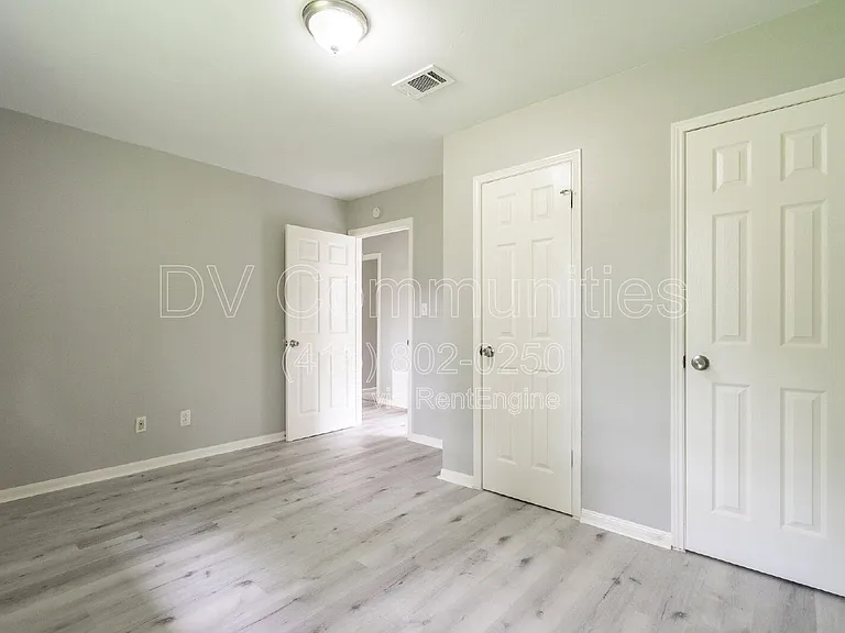 9196 White Oak Dr — Photo 17