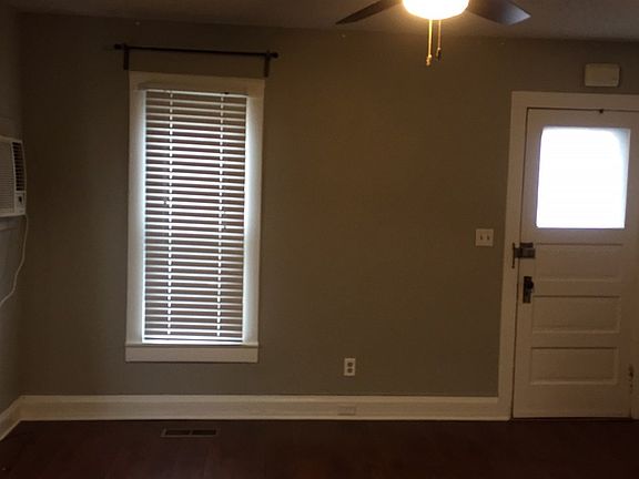 3rd image of 3308 F Ave
