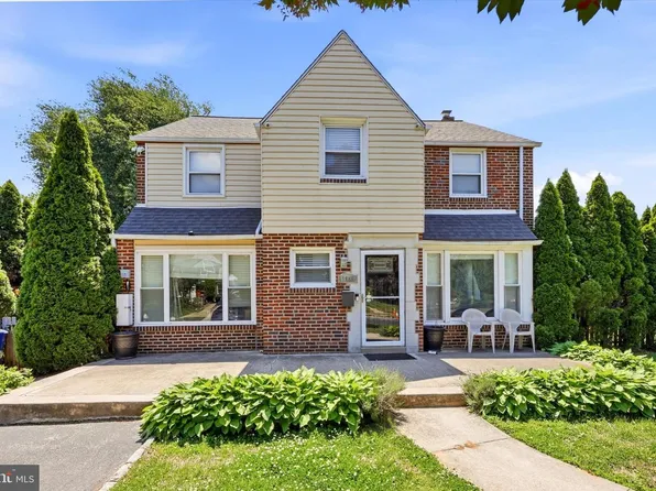 1646 Surrey Ln, Havertown, PA 19083
