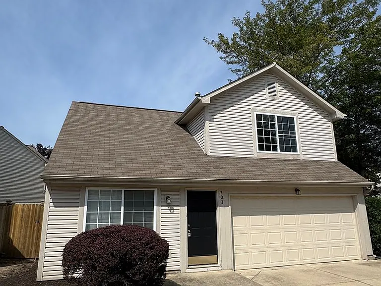 703 Mountain Pine Dr — Photo 2