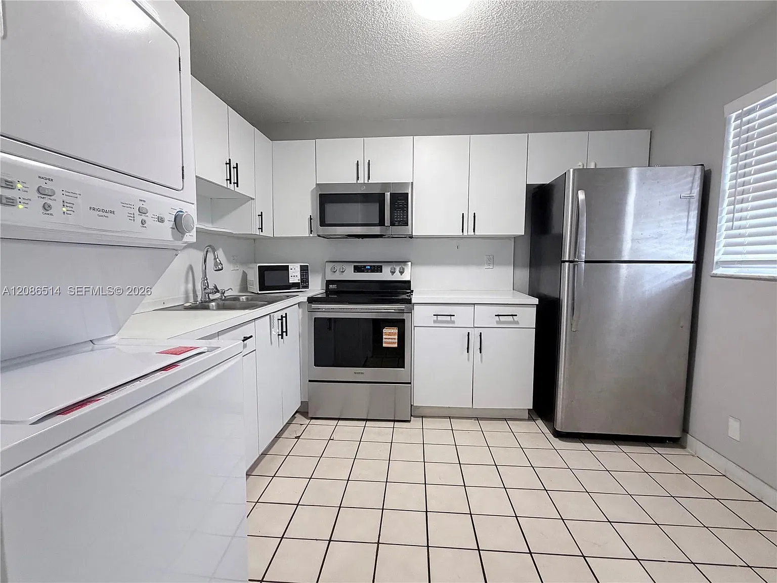Halstead Apts Condo — Photo 3