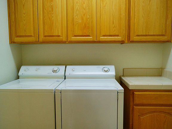 5th image of 734 W Monte Verde Avenue