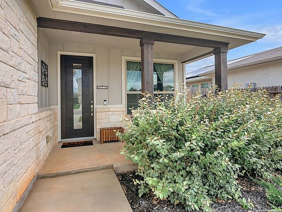 2nd image of 2347 GREYSTONE LANDING