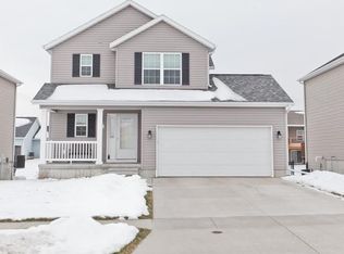 424 Moose Dr NW, Cedar Rapids, IA 52405