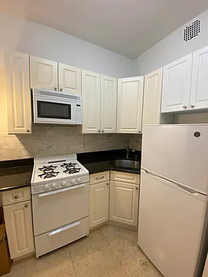 Rented by Corcoran | media 9