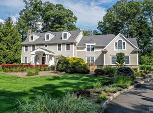 55 Pine Hill Dr, Upper Saddle River, NJ 07458