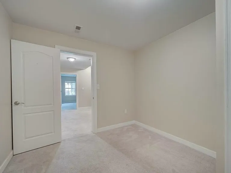 18413 Cedar Dr — Photo 11
