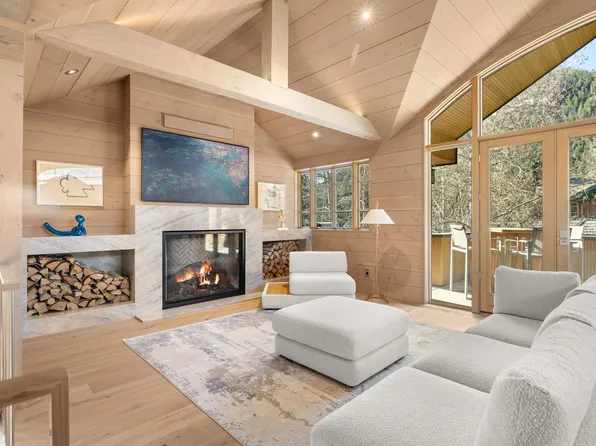 821 E Cooper Ave, Aspen, CO 81611