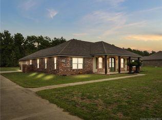125 Eagle Point Rd, Leesville, LA 71446