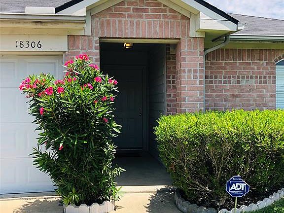 3rd image of 18306 Willow Moss Dr