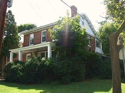 1st image of 423 South St