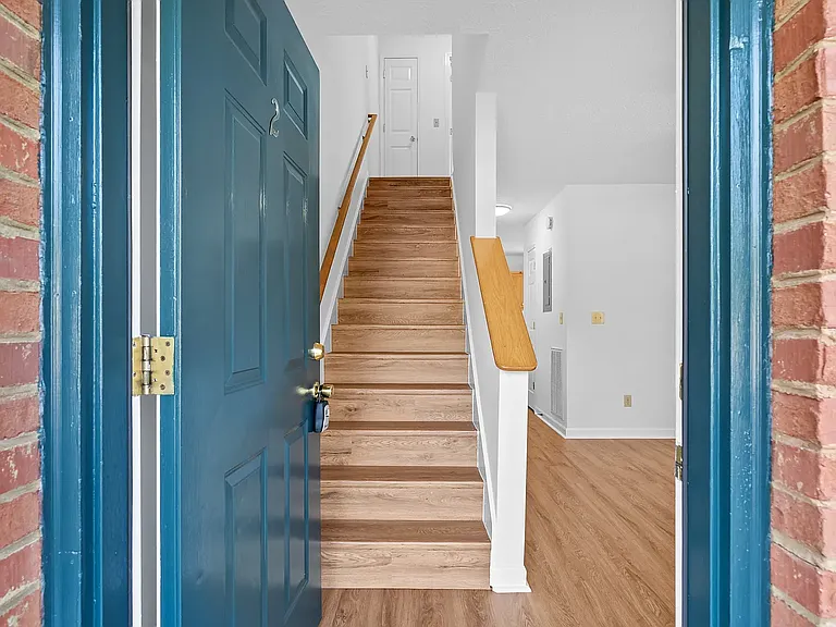 Austin Place Apartments — Photo 32