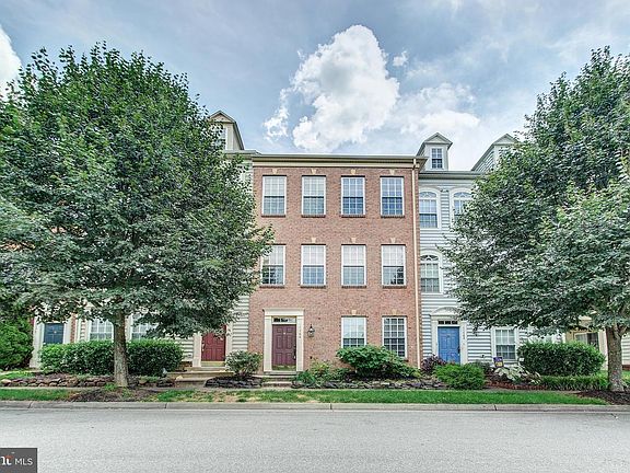 2nd image of 11766 Robert E Lee Dr