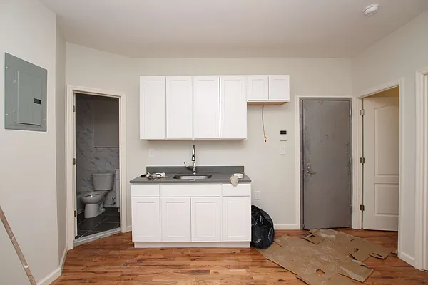 Rented by Nooklyn NYC LLC | media 14