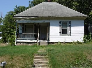 1027 Ash St, Atchison, KS 66002