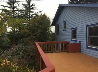 1811 Cottonwood Ave, Coos Bay, OR 97420