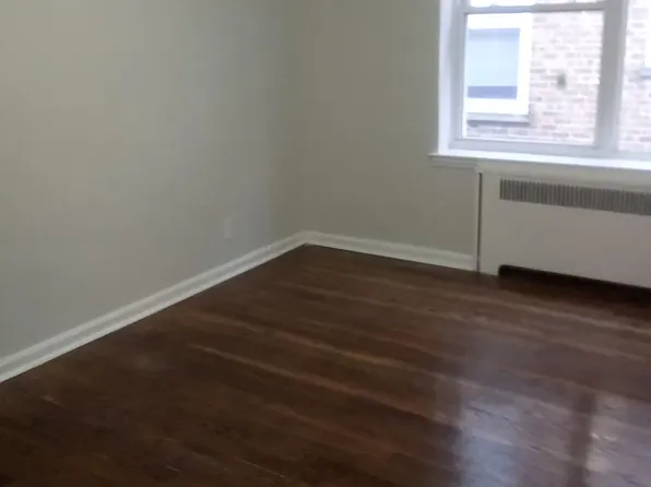 824 Avenue C image 7 of 7