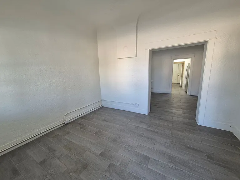 2nd Ave Apartments — Photo 1