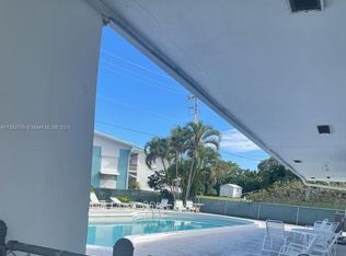 2440 Lake Osborne Dr APT 208, Lake Worth, FL 33461