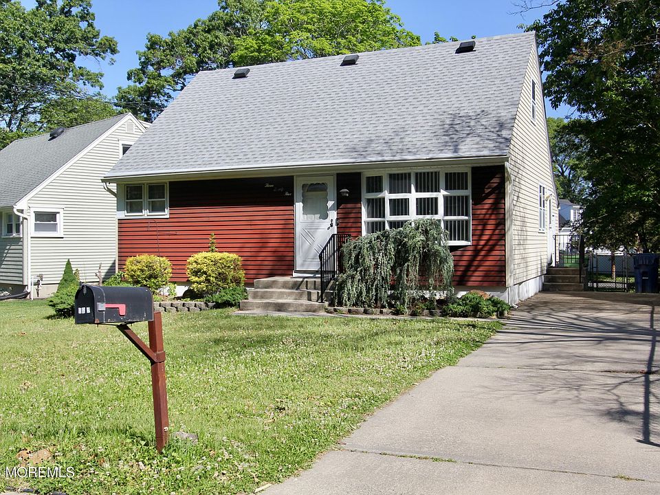 1st image of 325 Hillside Drive