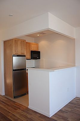2nd image of 1257 Pacific St APT 2A