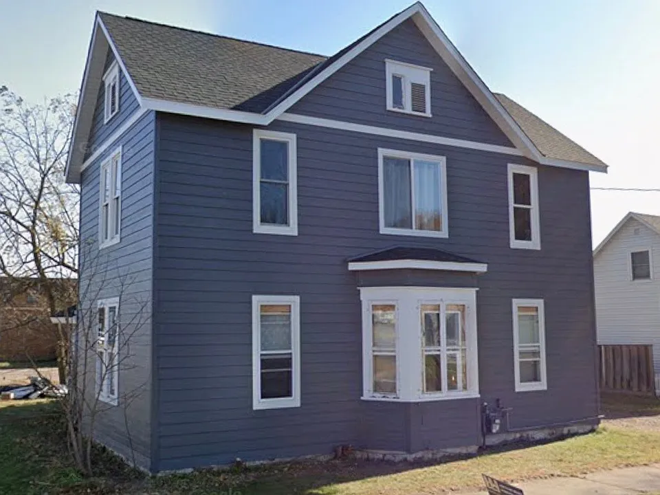 36 W Eau Claire St #3