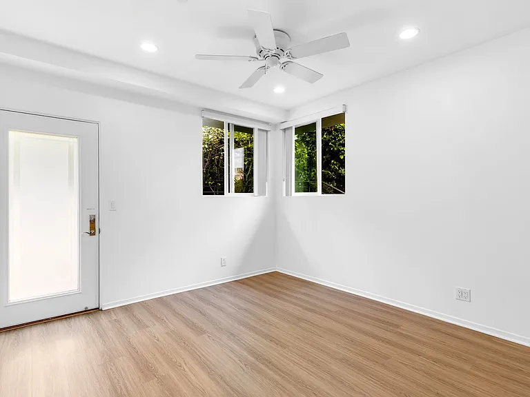 384 Loma Ter — Photo 20