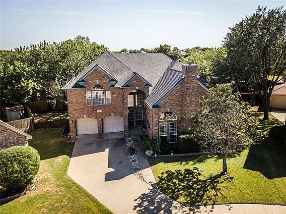 2nd image of 1709 Forest Oak Ct